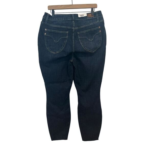 NWT Judy Blue Skinny Fit Tummy Control Top Raw Hem Jeans Size 16W - Picture 4 of 8